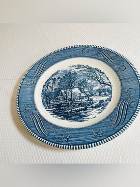 CURRIER AND IVES ROYAL CHINA USA 10" DINNER PLATE "THE OLD GRIST MILL" BLUE